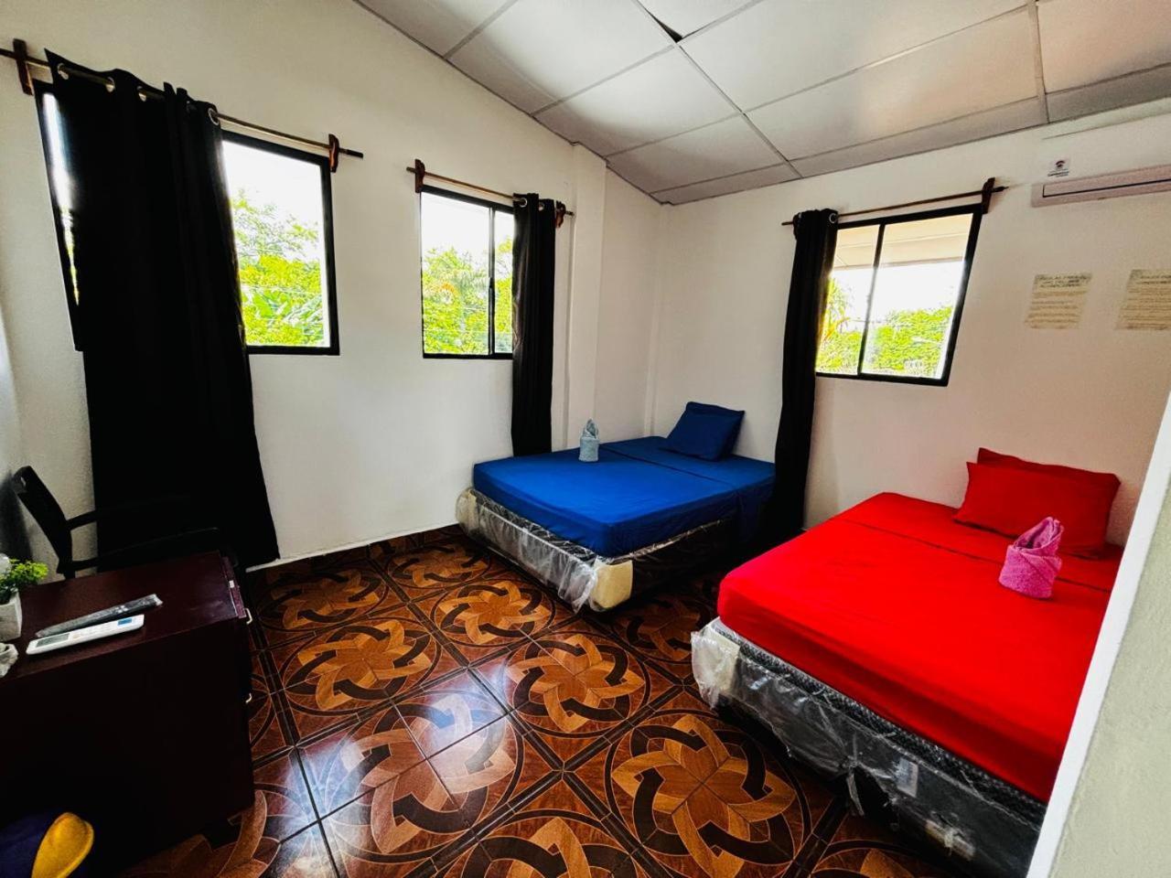 La Casona Sv Hostal La Libertad Buitenkant foto