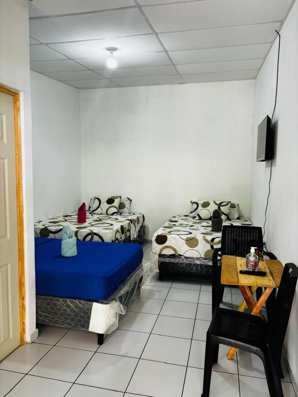 La Casona Sv Hostal La Libertad Buitenkant foto